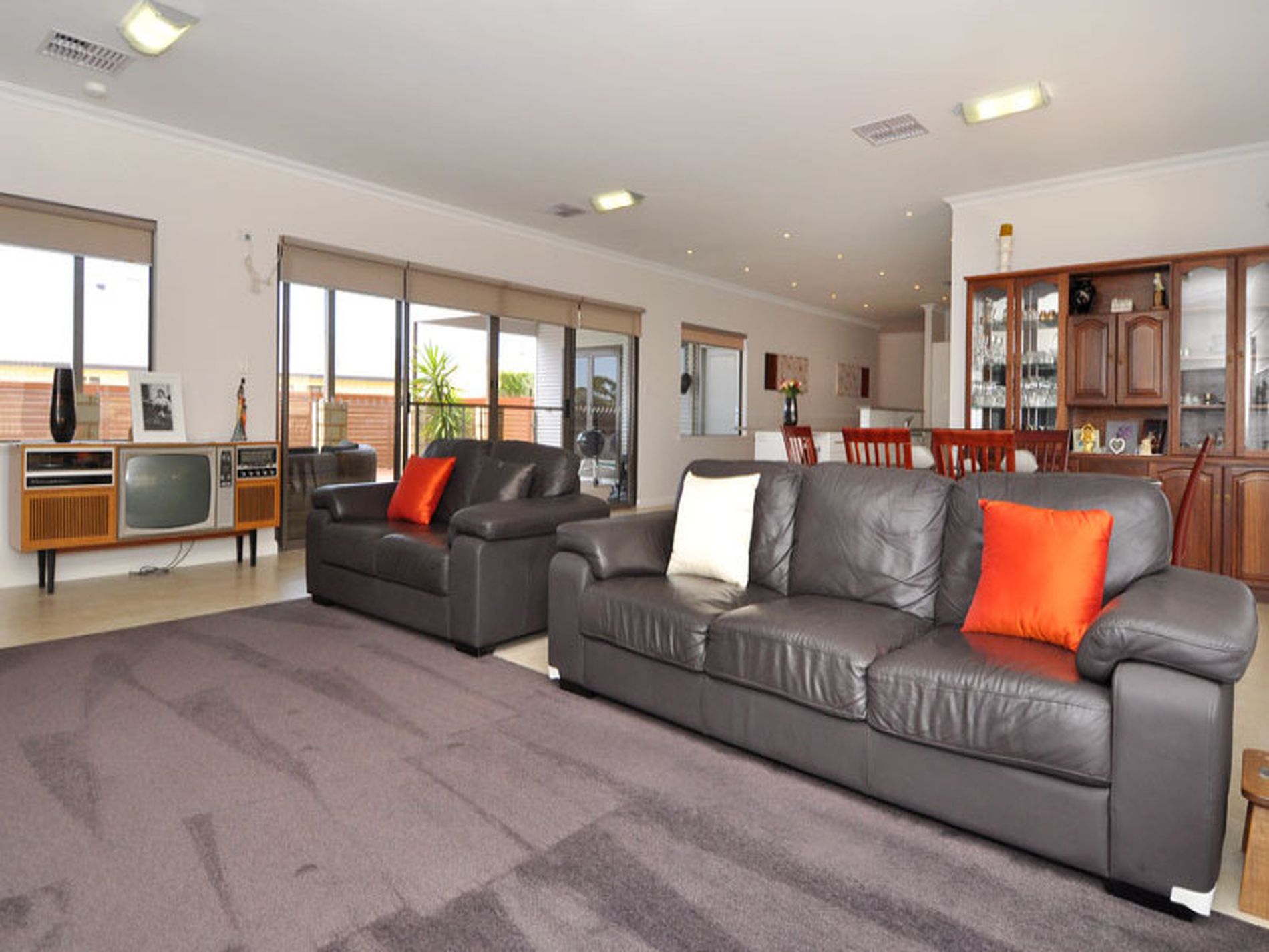 2 Pirring Way, Hannans