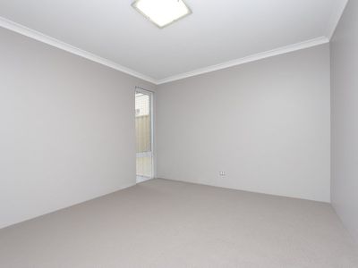 4 / 58 Central Avenue, Redcliffe