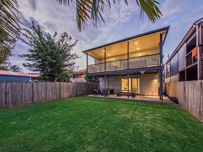 52 Moreton Av, Wynnum