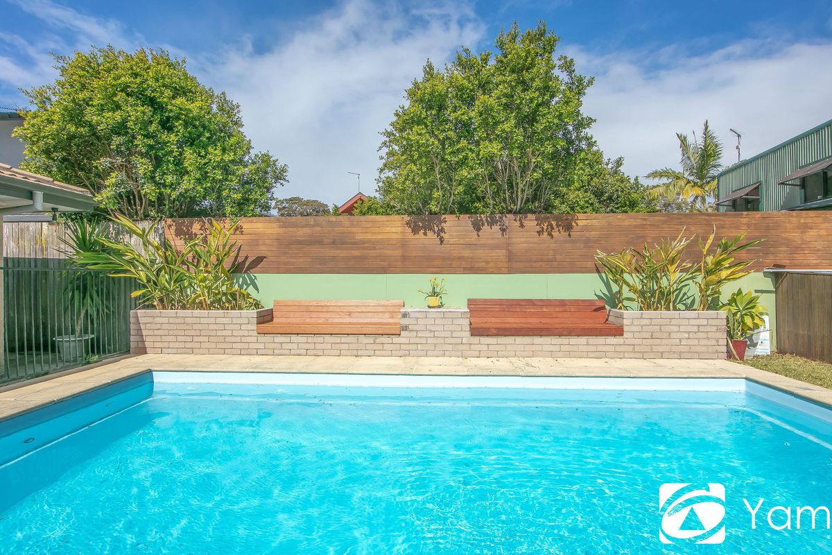 98 Lakes Boulevard, Wooloweyah