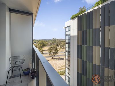 411 / 90 Swain Street, Gungahlin