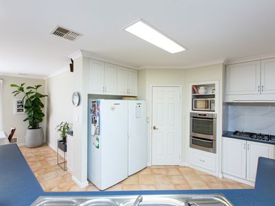 16 Haydock Street, Bunbury