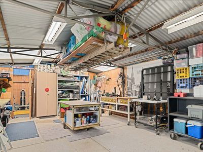 10 Songlark Crescent, Werribee