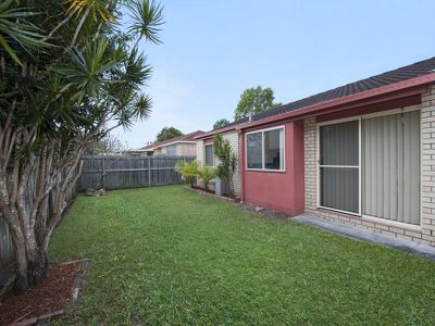 2 / 21 Crystal Reef Drive, Coombabah