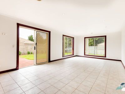 8 Barrell Court, Delahey