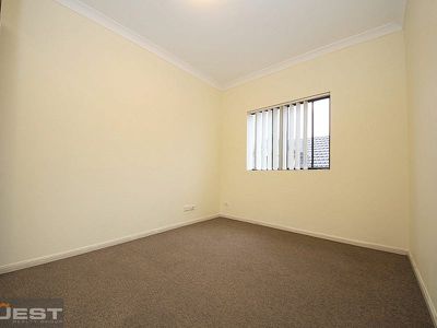 6 / 25 Brunker Road, Yagoona