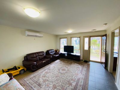 32 Kerford Crescent, Point Cook