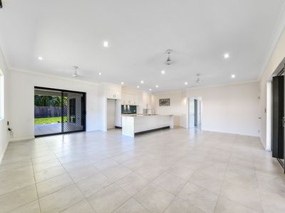 61 Trochus Street, Dingo Beach