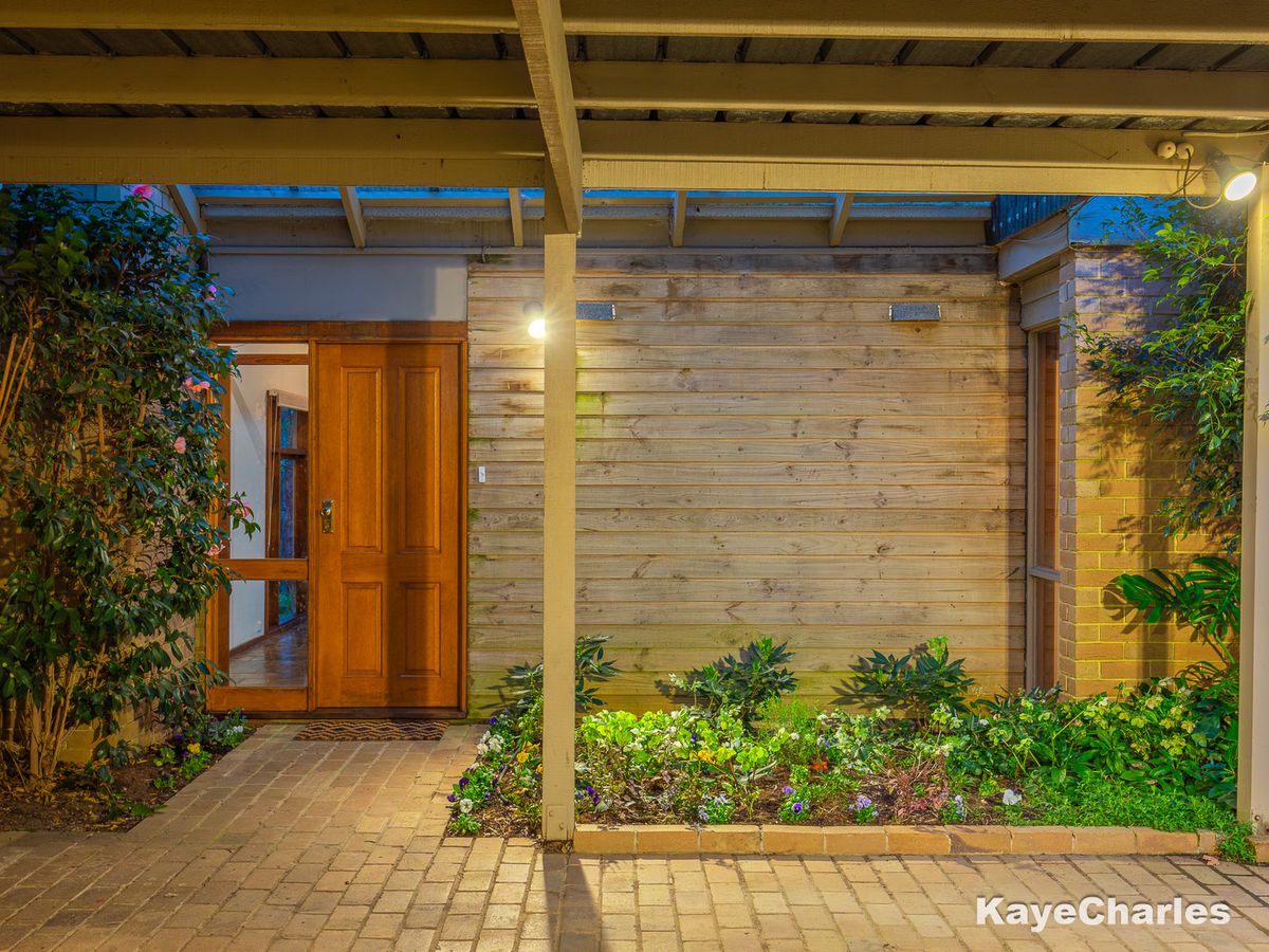 32 Burton Road, Beaconsfield Upper