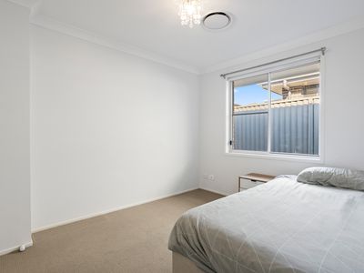 64 Lockheed Hudson Drive, Horsley