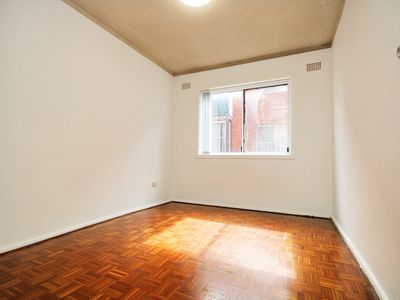 2 / 18 Shadforth Street, Wiley Park