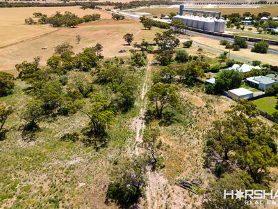 2-16 Russell Street, Quambatook