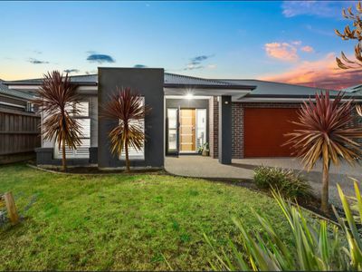 40 Alarah Boulevard, Cranbourne West
