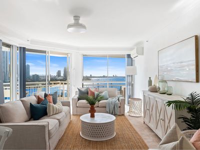 63 / 11-17 Hughes Avenue, Main Beach