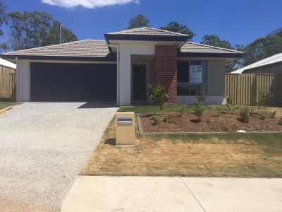 73 Greenwich Ave, Pimpama