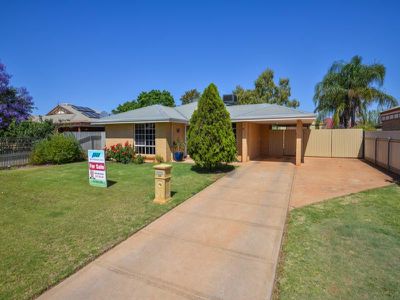 28 Trevaskis Street, Somerville