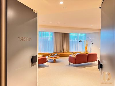 1702 / 915 Collins Street, Docklands