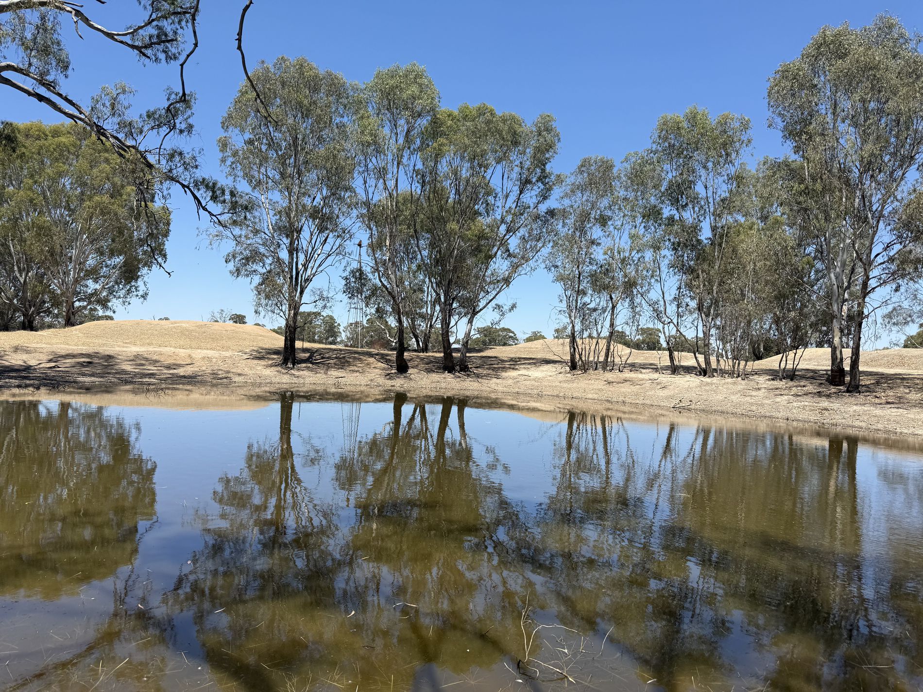 Cnr Clohessy Road and Escort Bridge Road, Norong