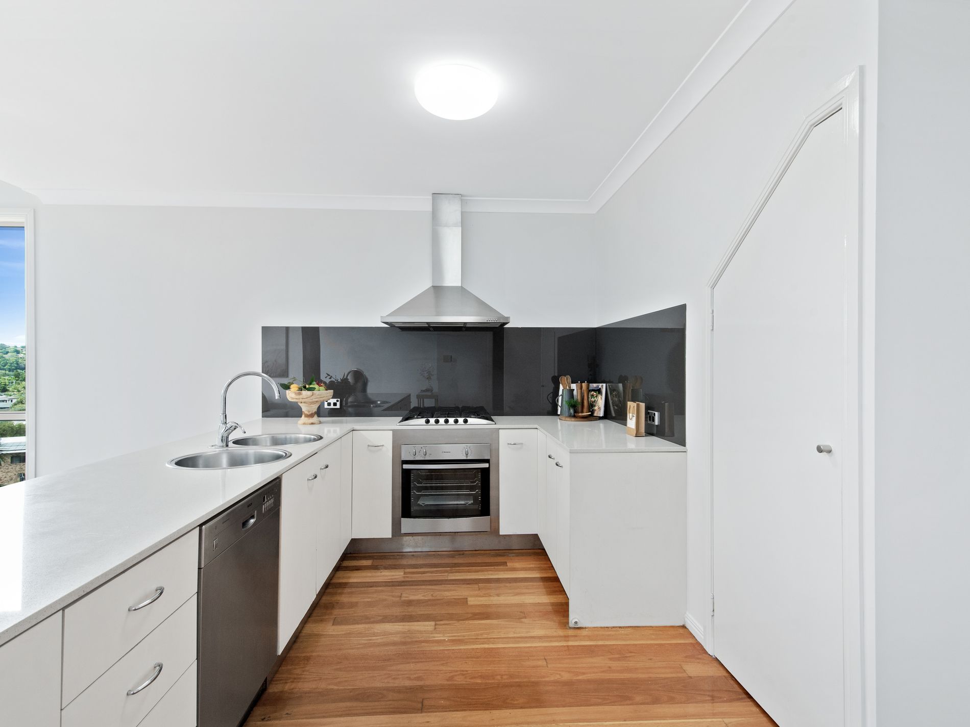 1 / 2-6 Inlet Drive, Tweed Heads West