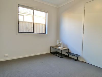 8 Midewin Way, Wyndham Vale