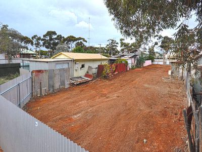 30 Dugan Street, Kalgoorlie
