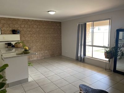 2 / 5 David Place, Kingaroy