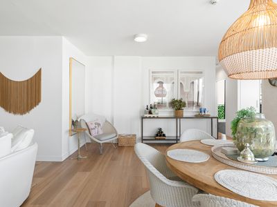 1402 / 41 Labrador Street, Labrador
