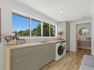 44 Barkly Street, Sale