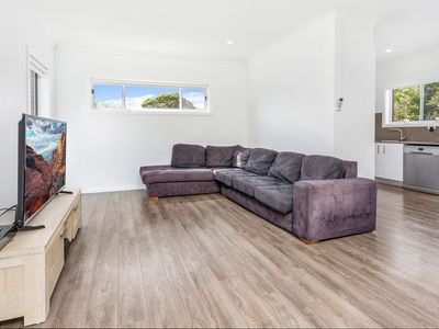 14b Storey Street, Oak Flats