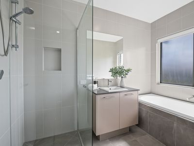 111-115 Melrose Place, New Beith