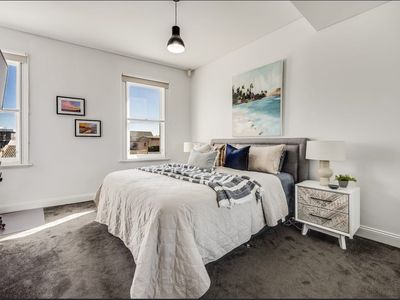 10 / 209 The Esplanade, Henley Beach