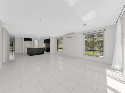 38 Altitude Drive, Doreen