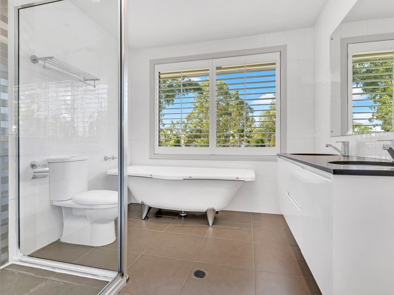 2 Millhouse Place, Bella Vista