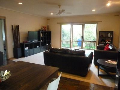 39 Churchill Road, Horsham