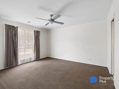 31 Sovereign Gardens, Kangaroo Flat