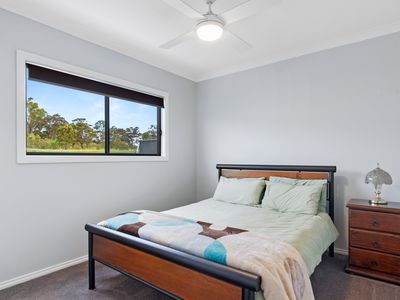 90 Hamilton Way, Lockwood South