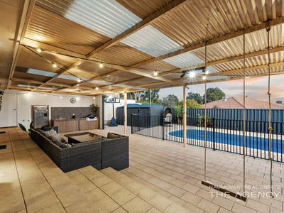 10 Gaby Way, Marangaroo