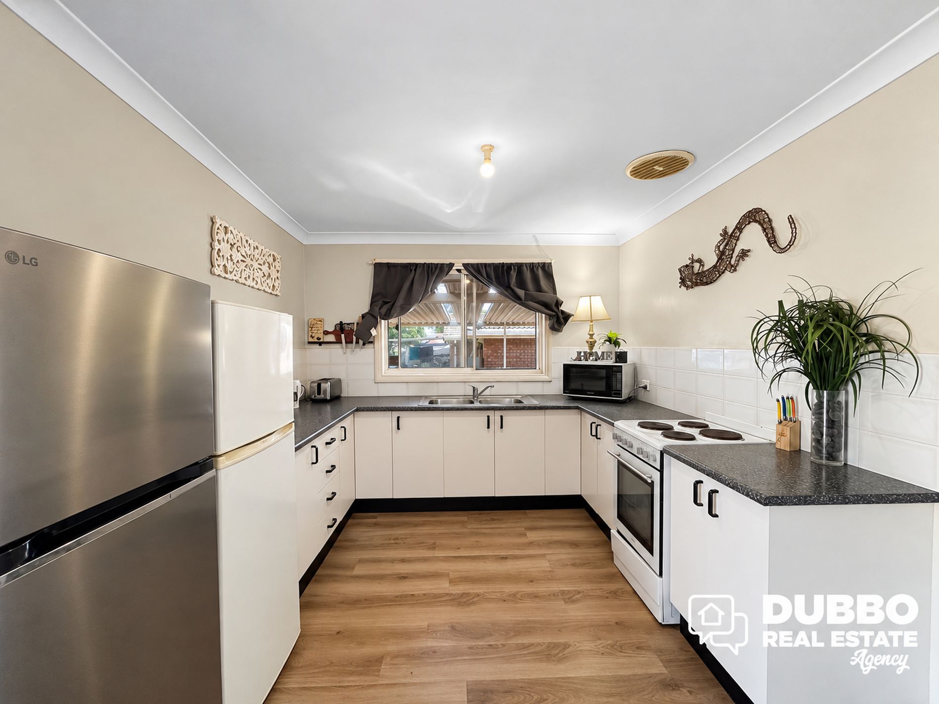 13 Pegasus Place, Dubbo