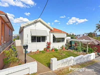 11 Knoll Avenue, Turrella