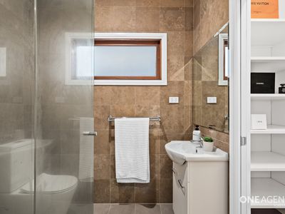 16 Hyde Road, Yeronga