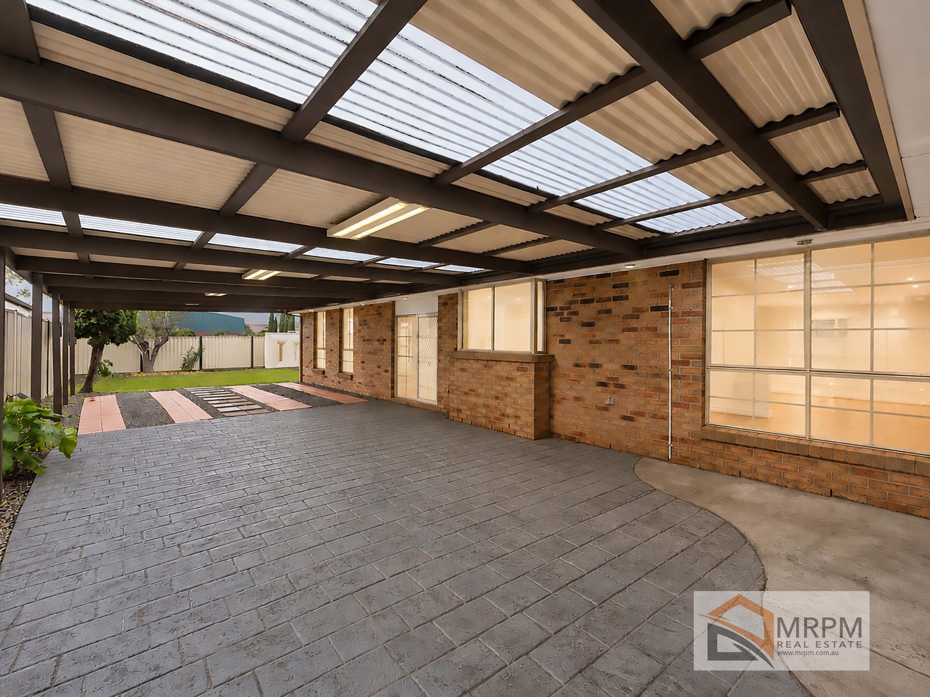 10 Hannah Avenue, Hillside
