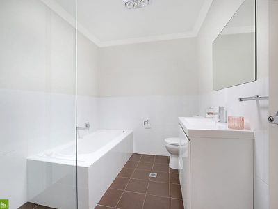 10 / 26 Avondale Road, Avondale