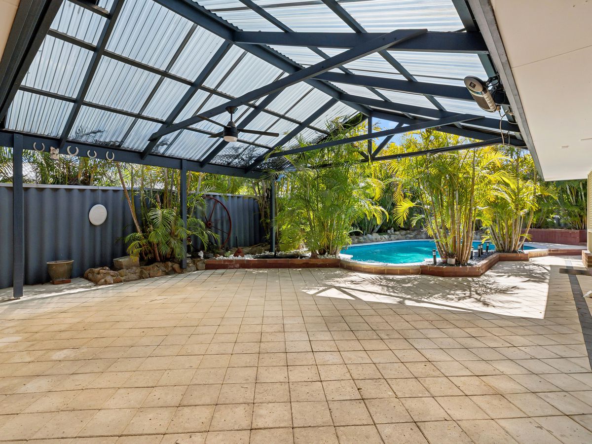 56 Camarino Drive, Woodvale