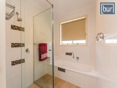 141 Golf Club Drive, Howlong