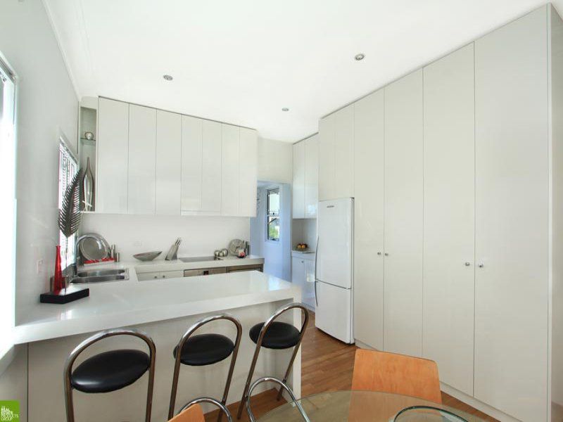 2 John Street, Towradgi