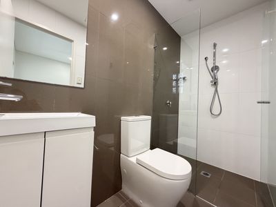 201 / 19 Burwood Road, Burwood