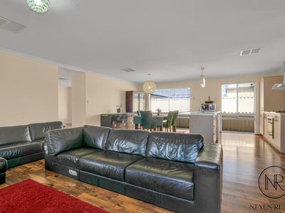 26 Putting Green, Maddington