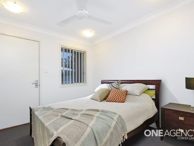 28, 22 Yulia St, Coombabah