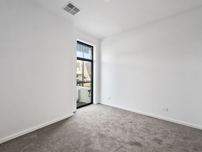 8 Oceanview Drive, Taperoo