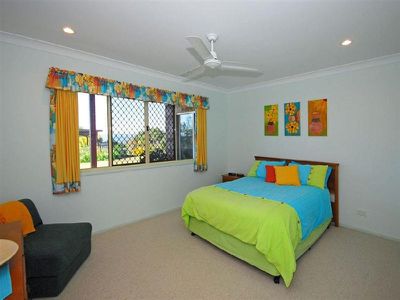 9 Cove Boulevard, River Heads